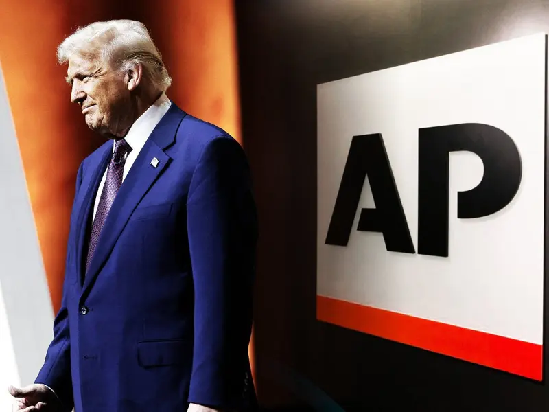 Trump: La agencia de noticias AP es una «organización de izquierda radical»