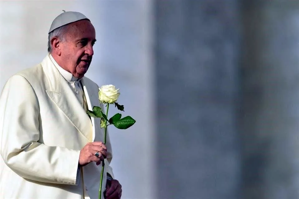 Papa Francisco está en estado crítico, dice Vaticano