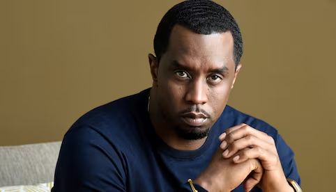 Abogado de «Diddy» presenta renuncia a días del juicio