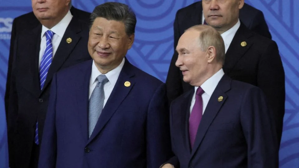 Xi Jinping y Putin reafirman su alianza «sin límites» en el tercer aniversario de la guerra de Ucrania