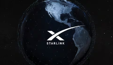 Regulador aéreo de EU empieza a usar servicio Starlink de Elon Musk; iniciará operaciones en Alaska