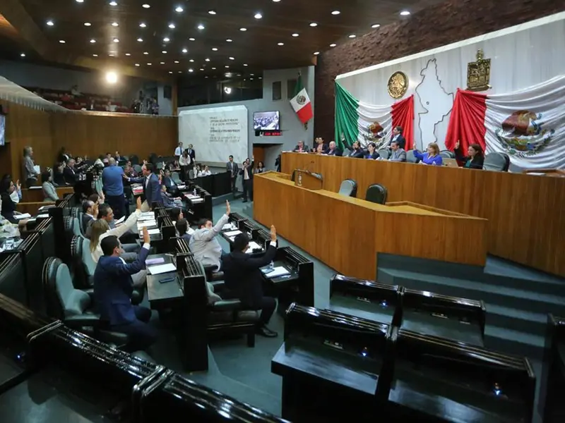 En NL quien tenga 18 años podrá ser alcalde y a los 28 gobernador