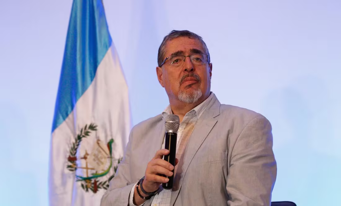 Guatemala recibirá migrantes de otros países deportados de EU; presidente Bernardo Arévalo anuncia acuerdo de “tercer país seguro”
