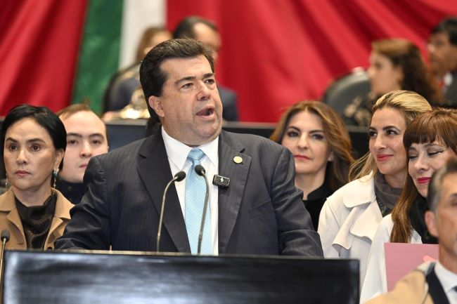 Lujos y corrupción de líder de Morena.
