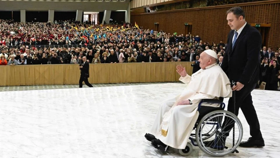 El papa Francisco arremete contra las deportaciones de migrantes de Trump