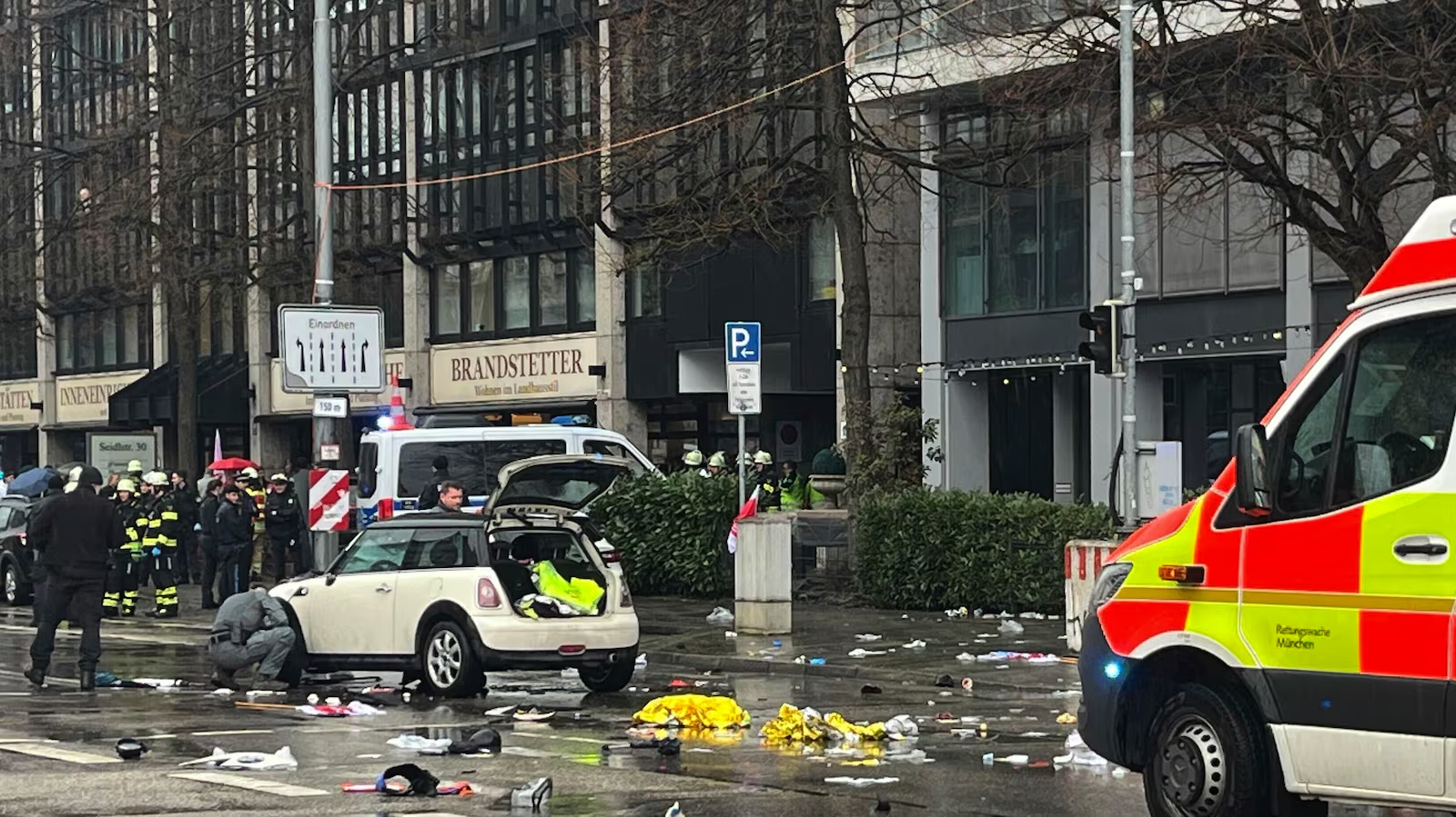 Atropello masivo en Múnich, Alemania: Auto embiste a multitud y deja 28 heridos; analizan atentado