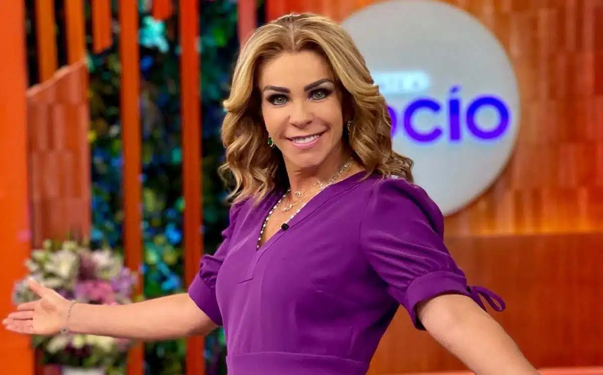 Video. Error de Roció Sánchez Azuara en vivo se viraliza y recibe burlas en redes: «Programa falso»