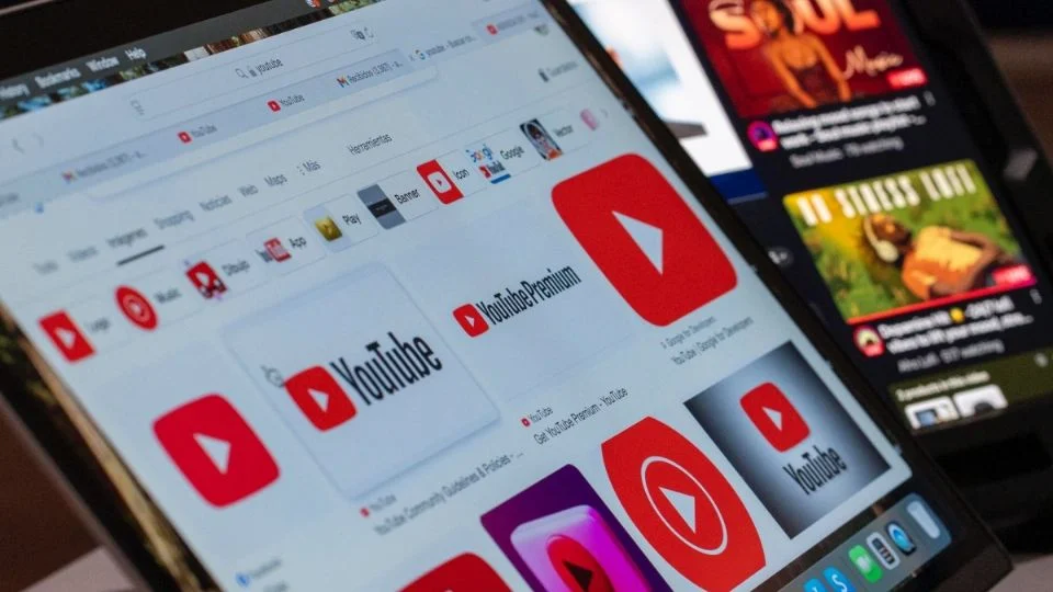 YouTube está de plácemes: la plataforma que revolucionó la difusión de videos cumple 20 años