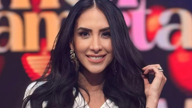 Cynthia Urías recuerda sus inicios vendiendo pan en Sinaloa y Germán Montero, el periódico