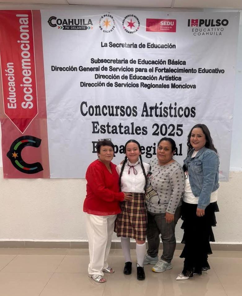 Triunfa joven en Concurso Regional de Declamación