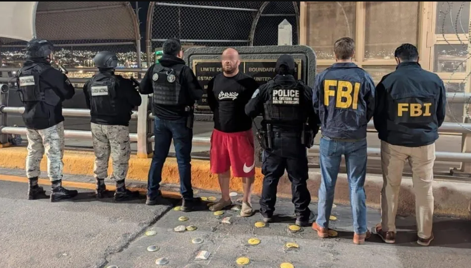 Detienen en Chihuahua a estadunidense acusado de secuestro y buscado por el FBI
