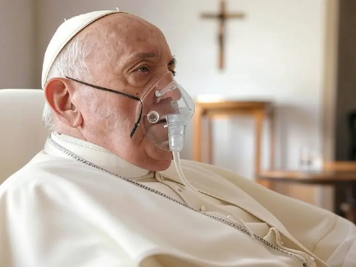 El papa Francisco se reincorpora al Vaticano este domingo