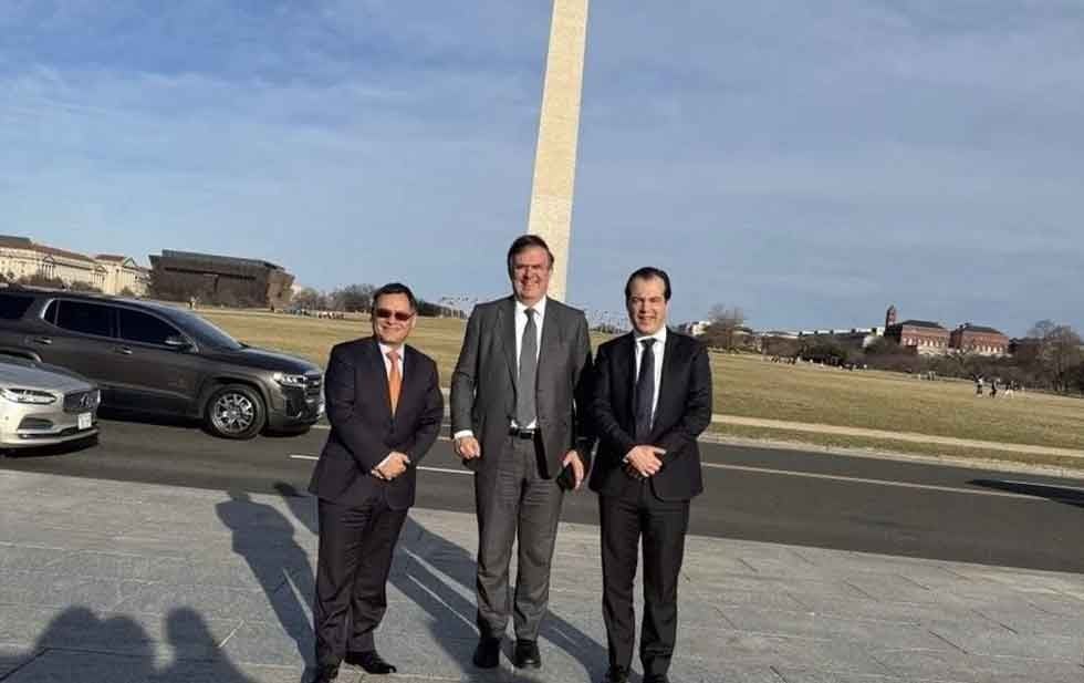Ebrard viaja a Washington