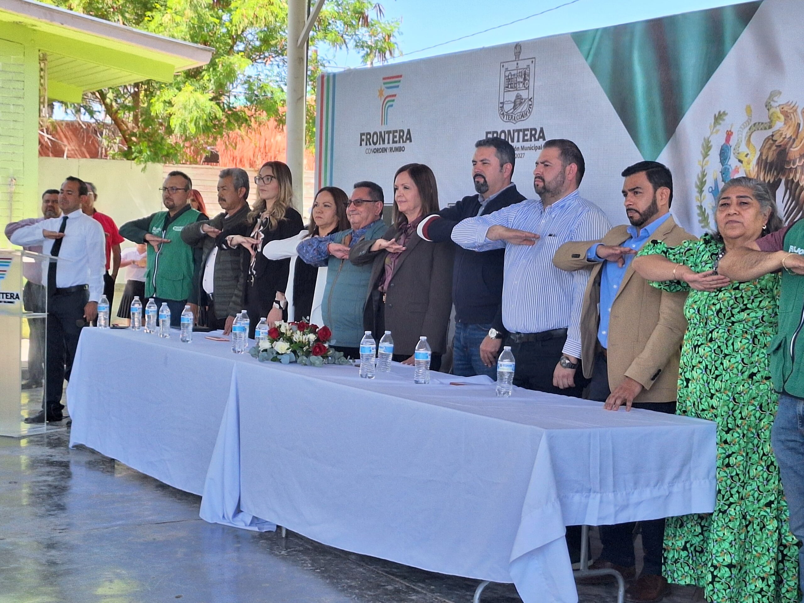Benefician a la Primaria “Melquiades Ballesteros”