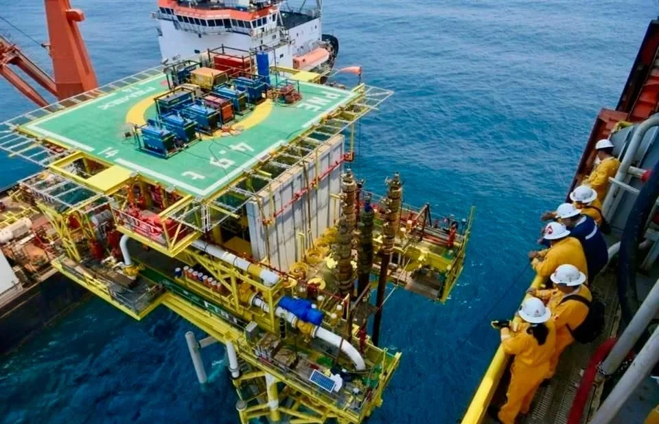 Apunta Slim a dos campos clave de Pemex: Zama e Ixachi