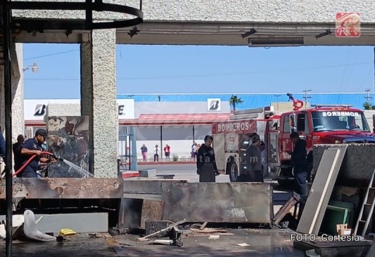 Evacuan a pacientes tras incendio en IMSS