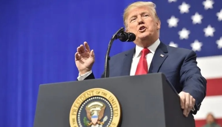 Quiere Trump cabeza de políticos mexicanos