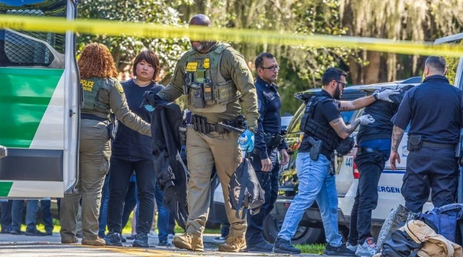 Trump suspende vuelos militares para deportar migrantes debido a los altos costos: WSJ