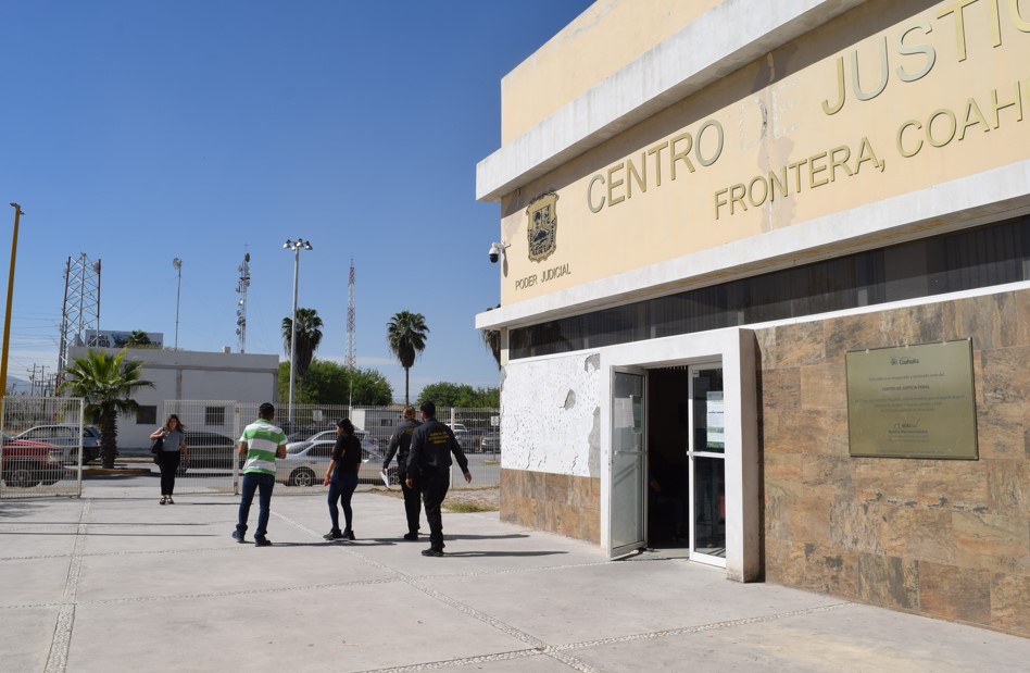 Suspenden juicio contra dos violentos homicidas