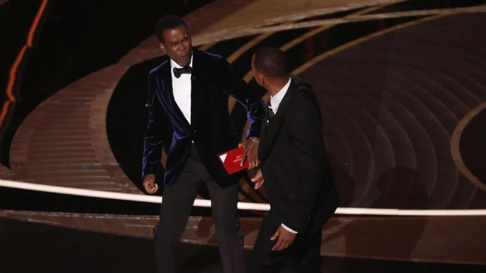 «Oh, no, no puedes cancelar a un icono»: Will Smith vuelve a la música y alude a la bofetada a Chris Rock