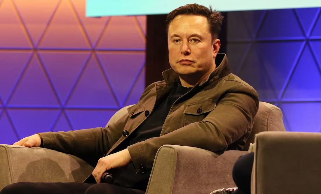 Elon Musk denuncia ciberataque a X, tras caída; acusa a Ucrania de estar detrás del hackeo