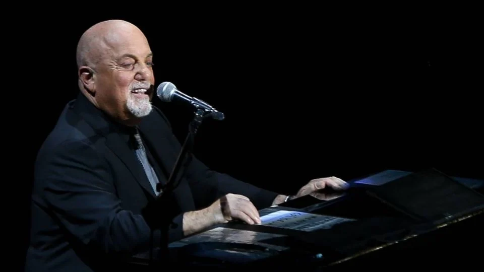 El cantante Billy Joel pospone cuatro meses su gira de conciertos por una cirugía