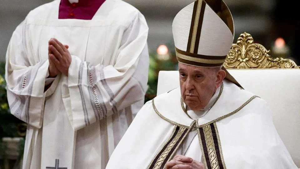 Radiografía de tórax confirma mejoría de la salud del papa tras 27 días hospitalizado: Vaticano