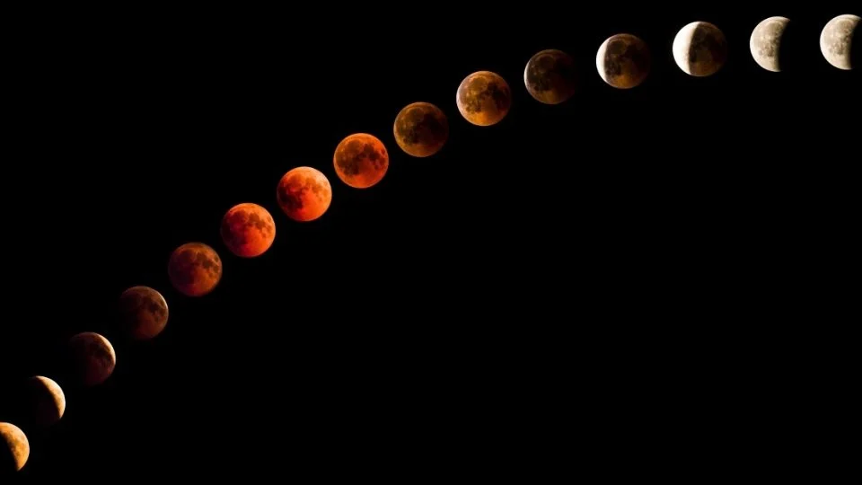 «Luna de Sangre»: México se prepara para el único eclipse que se verá este año y tendrá lugar la madrugada de este viernes