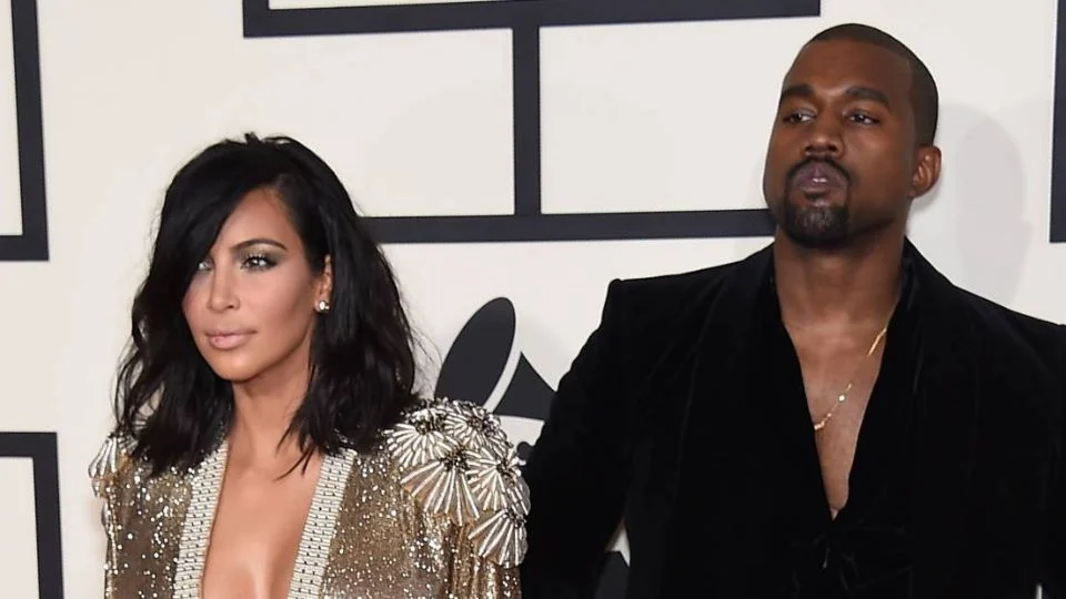 «La mafia Kardashian me impide criar a mis hijos», acusa Kanye West
