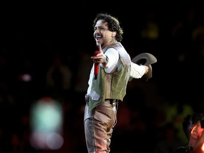Christian Nodal se divierte con apodo «El Golfo de México»