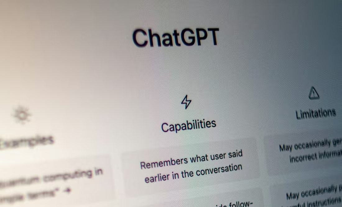 Hombre demanda a ChatGPT; acusan a OpenAI de violar el principio de exactitud