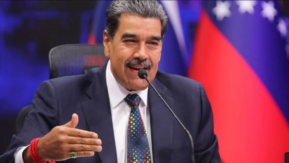 Gobierno de Maduro agradece a Sheinbaum rechazar aranceles de EU a países que compren petróleo venezolano