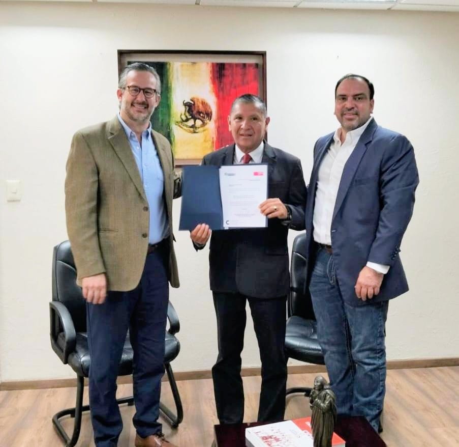 Asume Virgilio Nieto dirección de la Escuela Normal Experimental