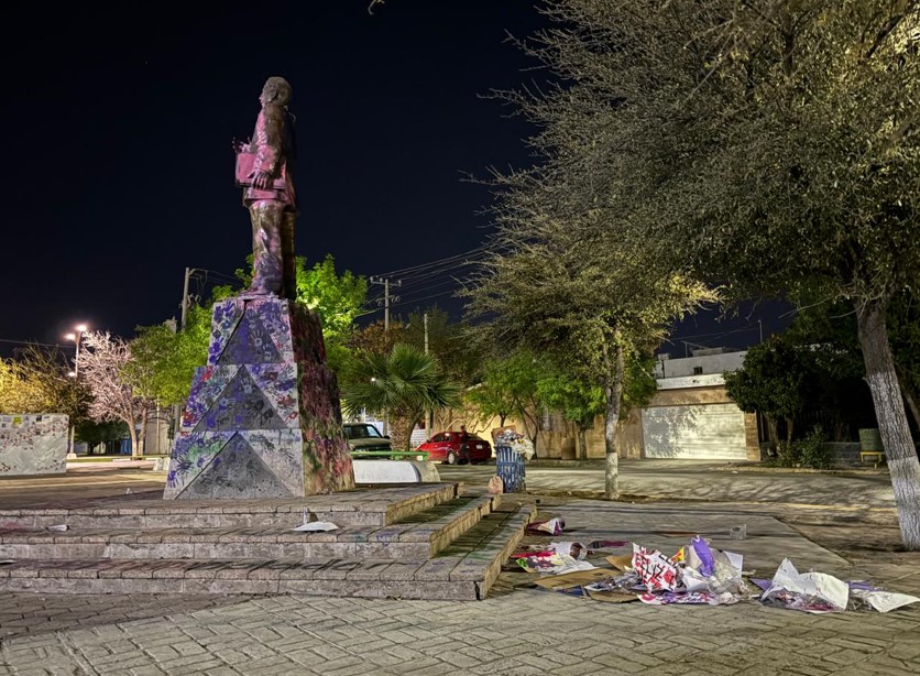Y tras la protesta ,,, basura y daños