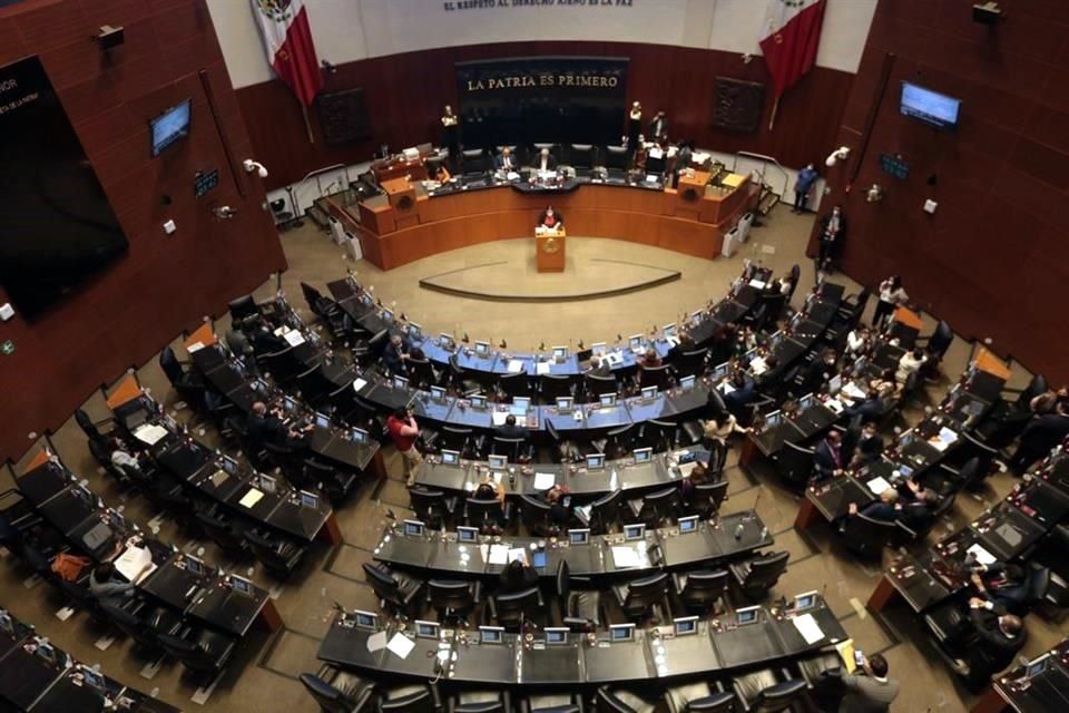 Posponen Ley de Telecom