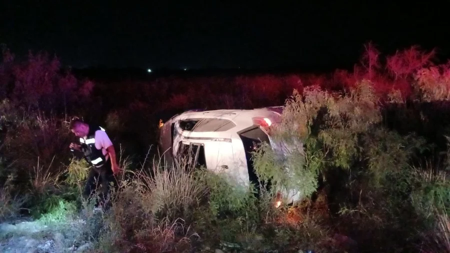 Siete lesionados en aparatosa volcadura