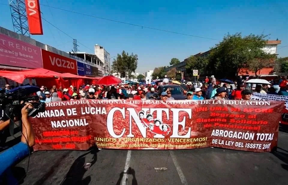 Demerita CNTE decreto de CSP y va por paro indefinido