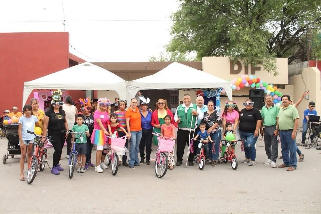 Inicia Laura festejos por el Día del Niño