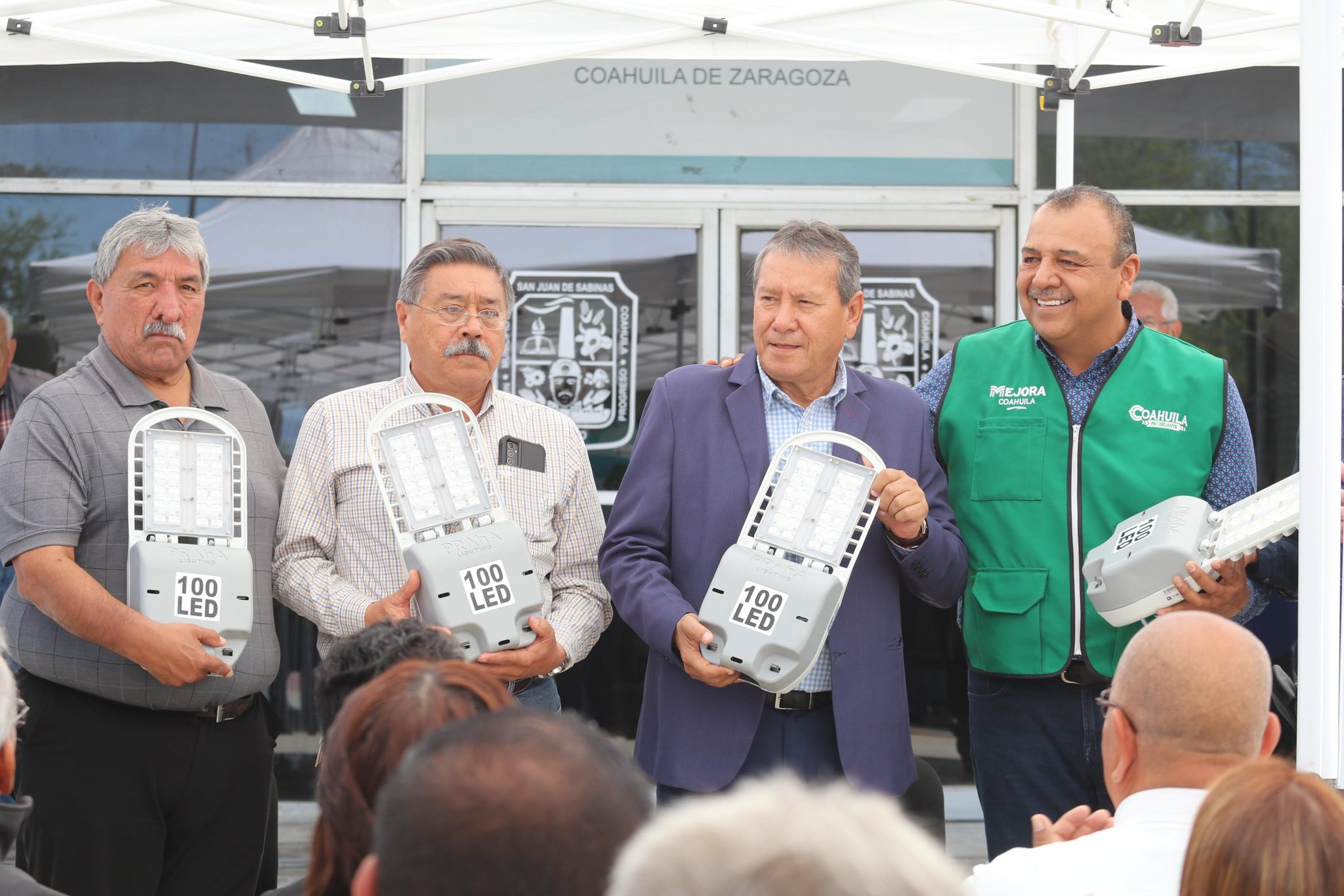 Inicia Ríos la modernización de alumbrado público de SJS