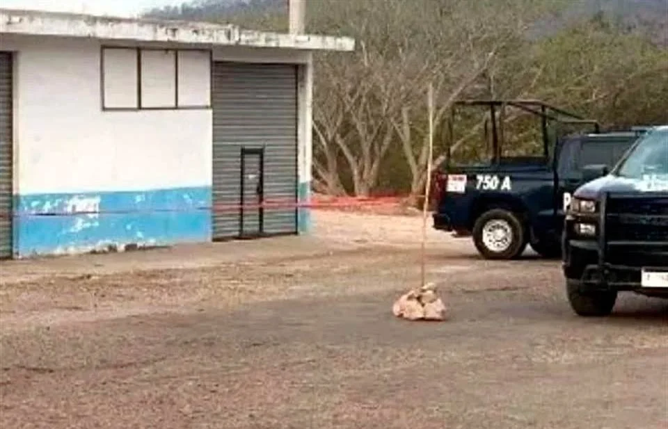 Sigue violencia en Sinaloa; Hallan tres decapitados