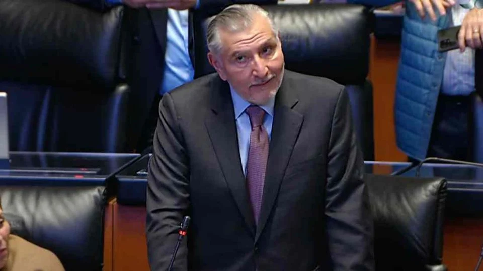 Retiran dictamen de la ley telecom