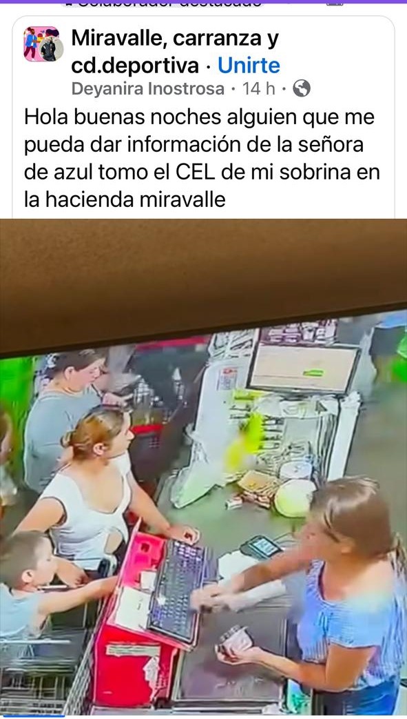 Mujer roba celular y cámaras la captan