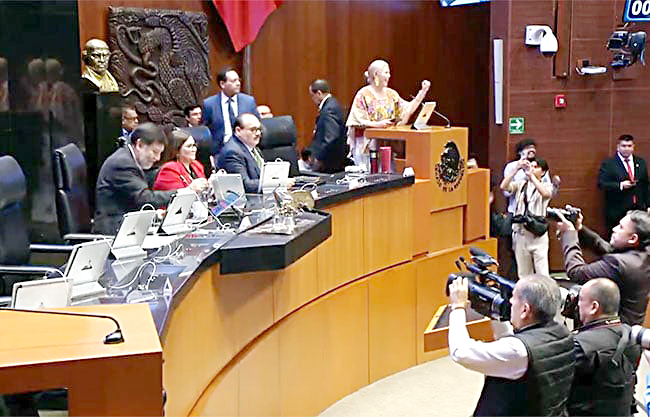 Toman diputados y senadores sus vacaciones de Semana Santa