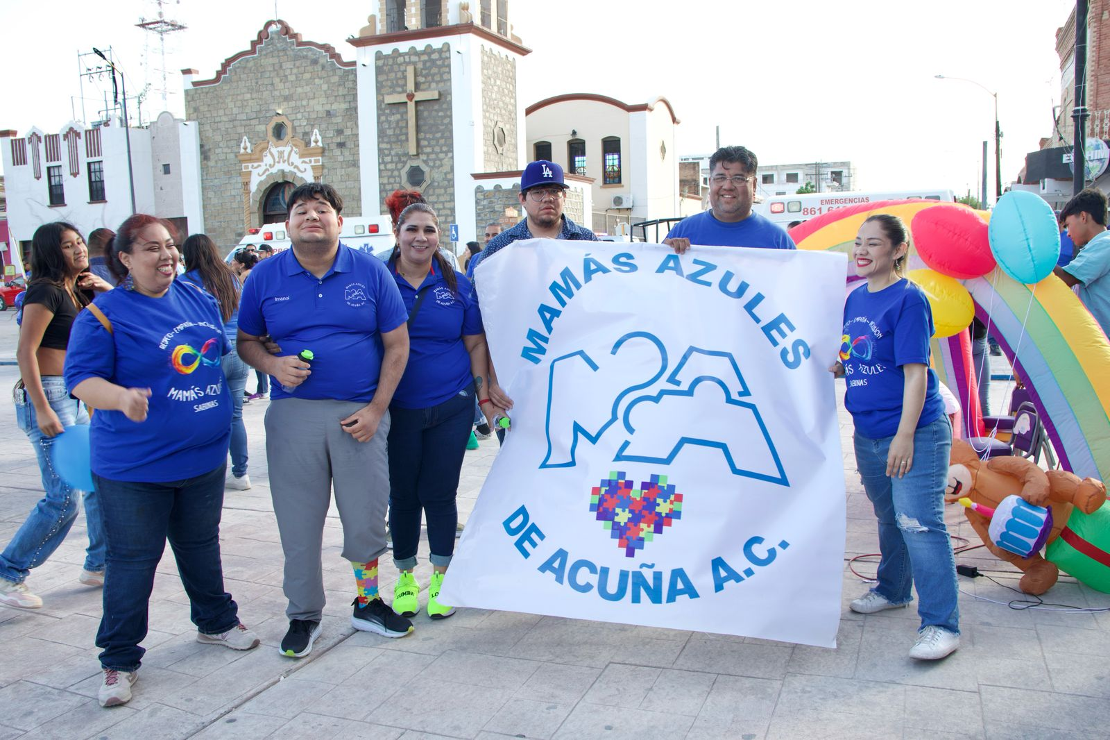 “Mamás Azules” de Sabinas, concientizan a la sociedad sobre el Autismo