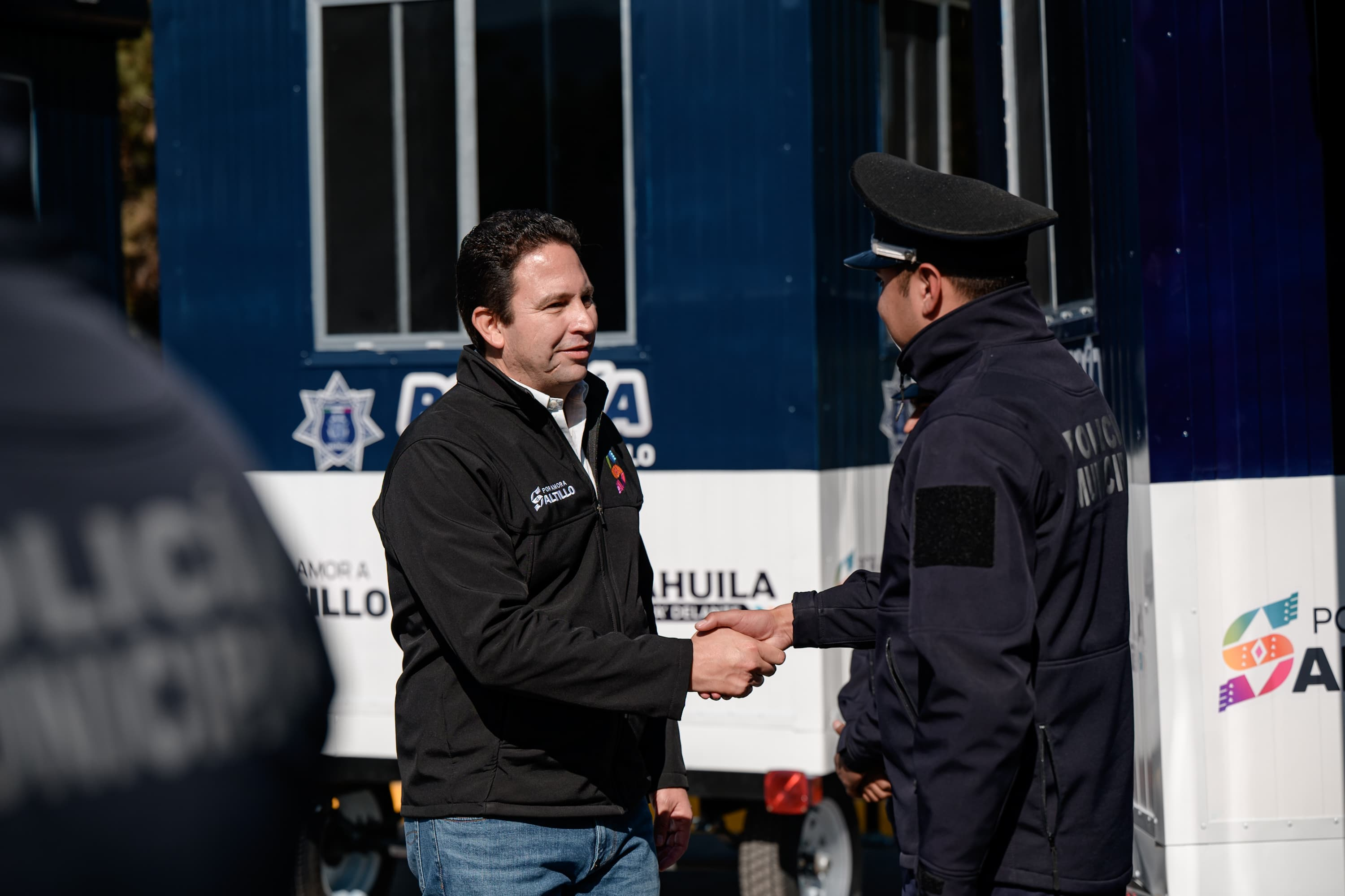 Entrega Javier Díaz oficinas, casetas móviles y drones a Policía de Saltillo
