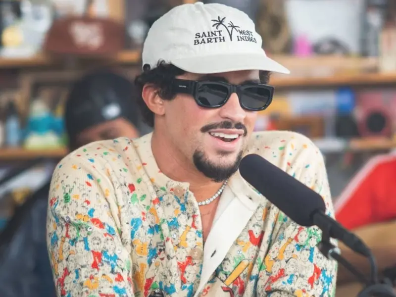 Bad Bunny lanza indirecta en pleno Tiny Desk