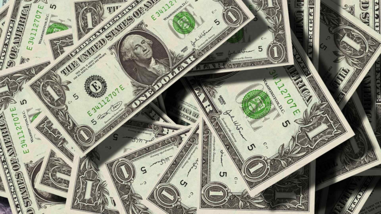 Precio del dólar hoy 11 de abril de 2025