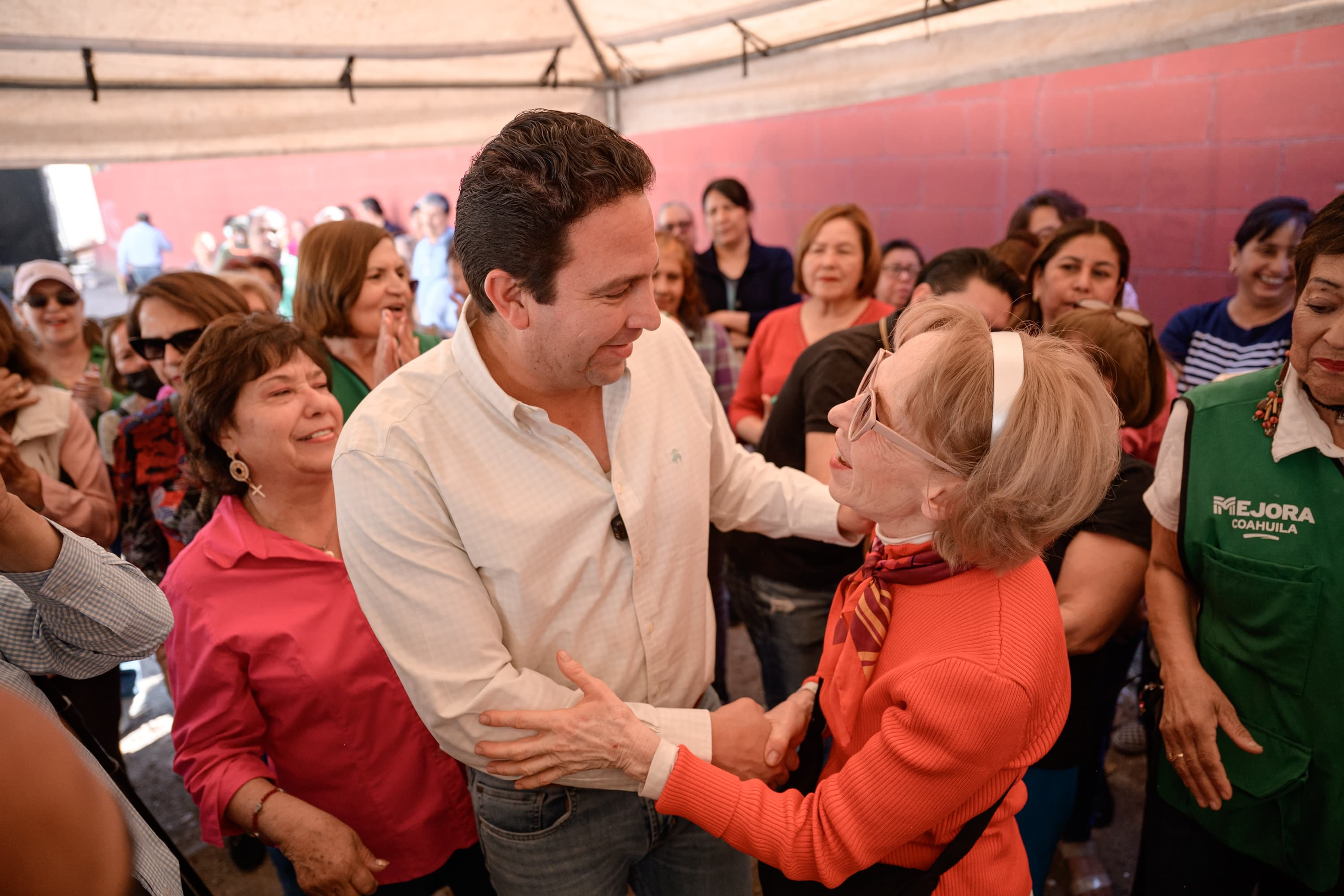 Sigue arrancando obras de pavimentación Javier Díaz