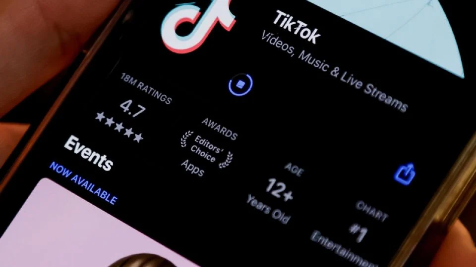Amazon presenta una oferta para comprar TikTok a días de la fecha límite para su restricción en EU, según NYT
