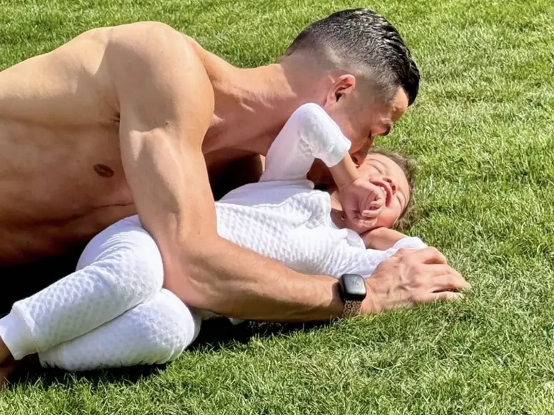 Cristiano Ronaldo dedica mensaje a Ángel, su hijo que falleció en 2022